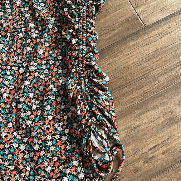 🟢$1 add-on item🟢 Women’s pencil Skirt Medium - Picture 3 of 3